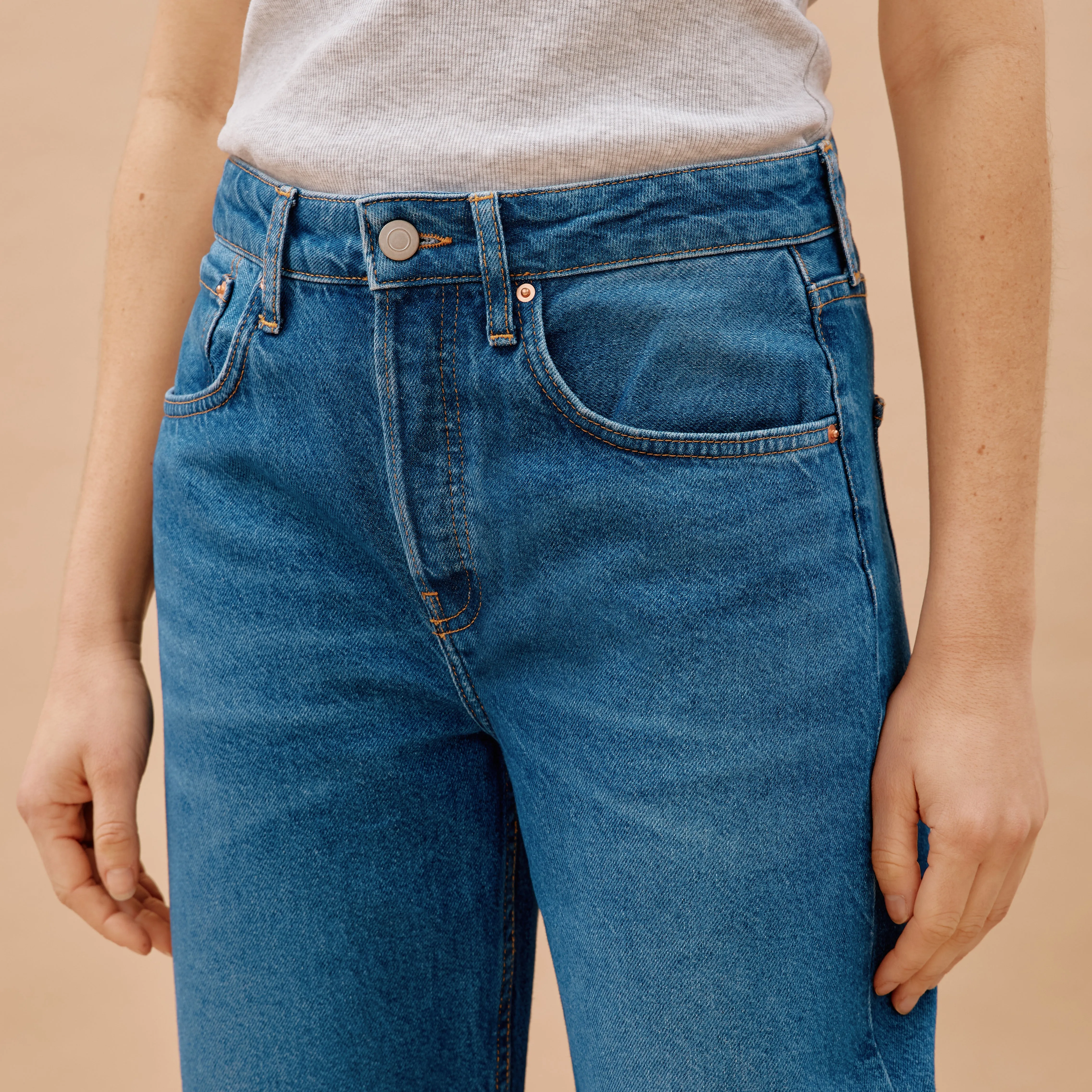 Boyfriend Jeans in Indigo with Zip Fly by Albaray