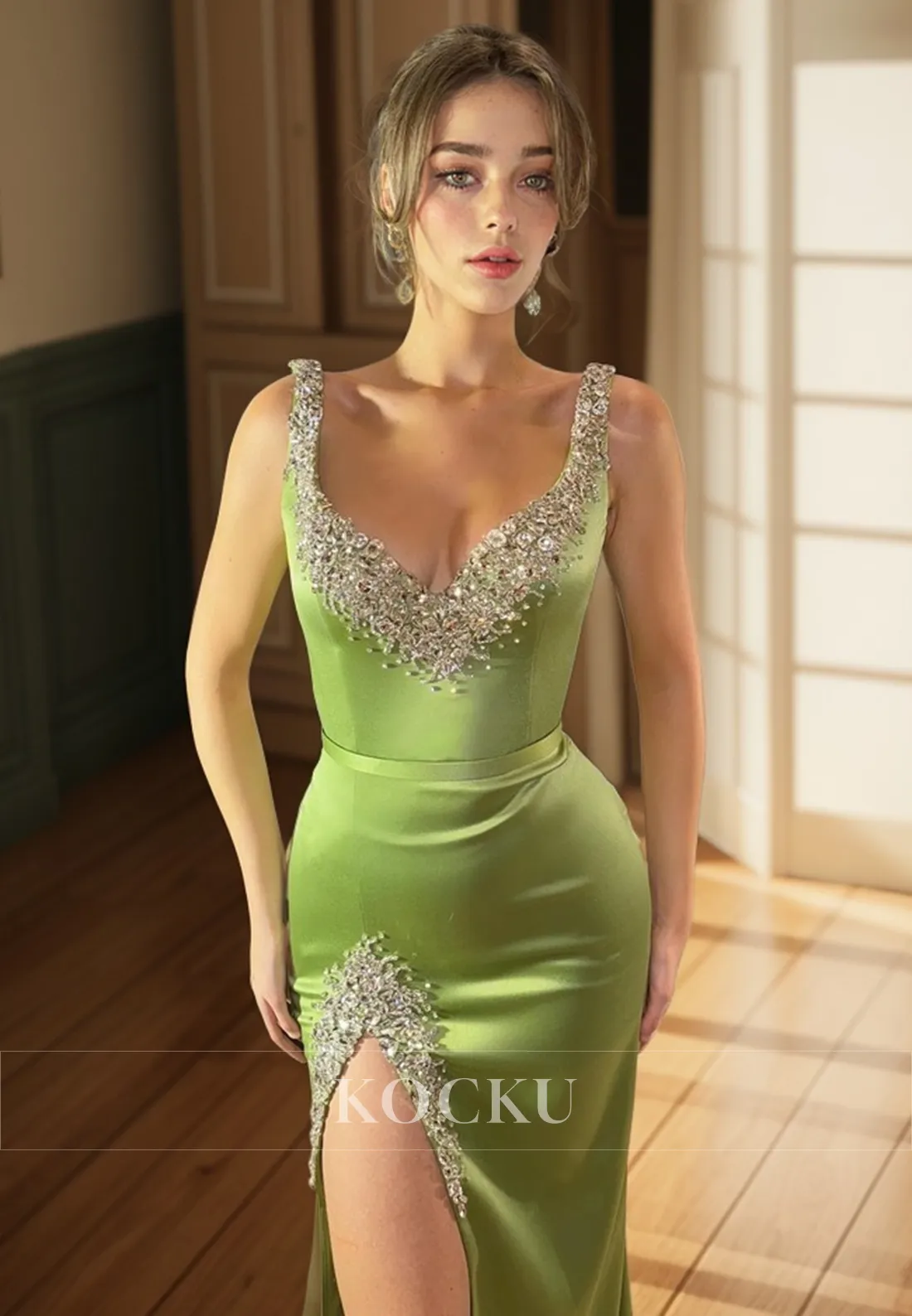 L3088 - Gorgeous & Charming Rhinestone V-Neck Mermaid Satin Evening Party Prom Dress