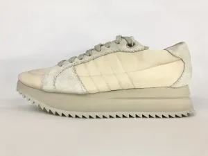 Oceania Creme Sneakers | Size US 7.5 - EU 37.5