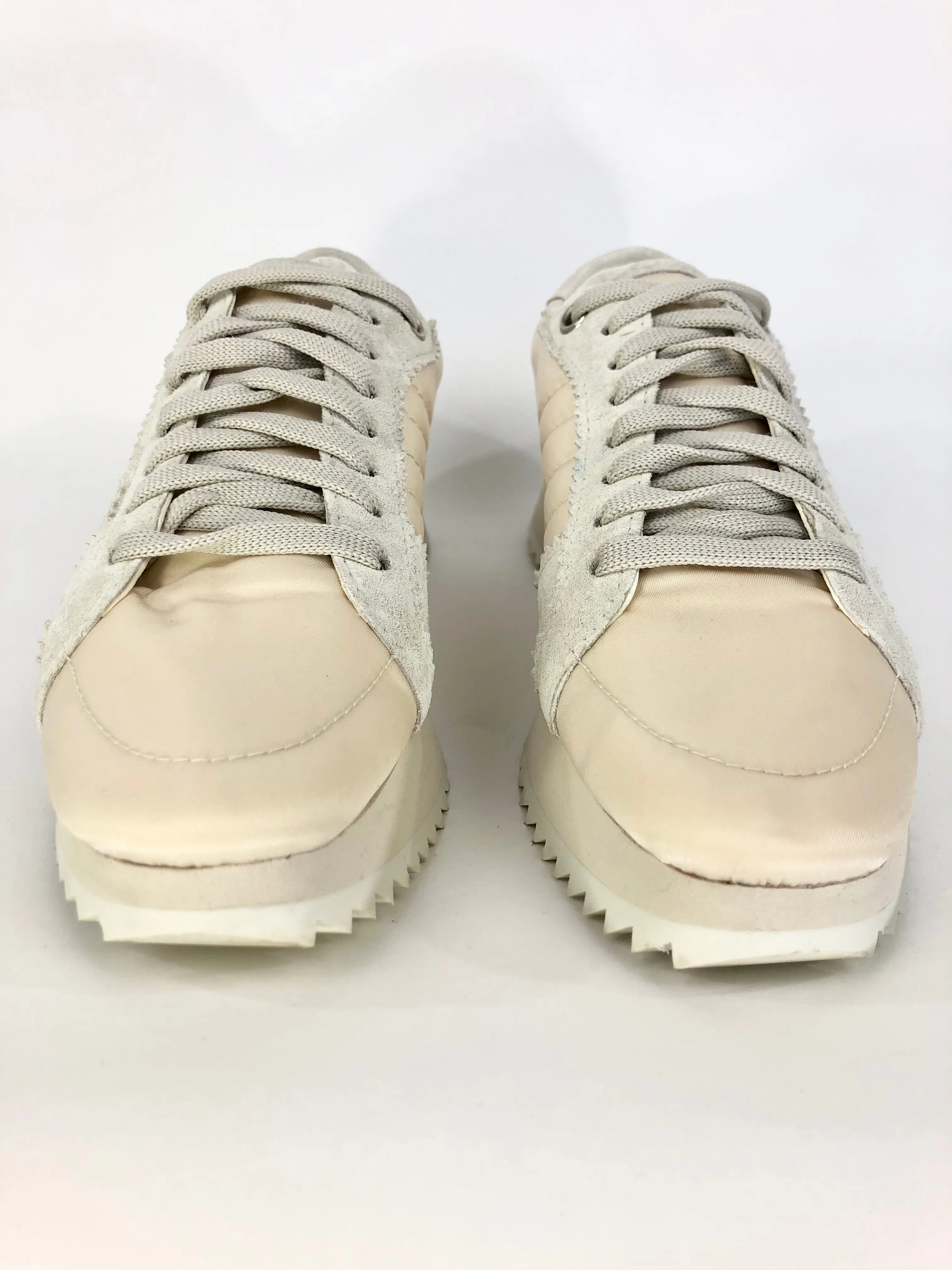 Oceania Creme Sneakers | Size US 7.5 - EU 37.5