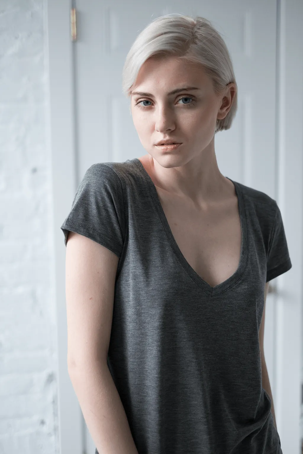 Slinky V-Neck in Ash Heather